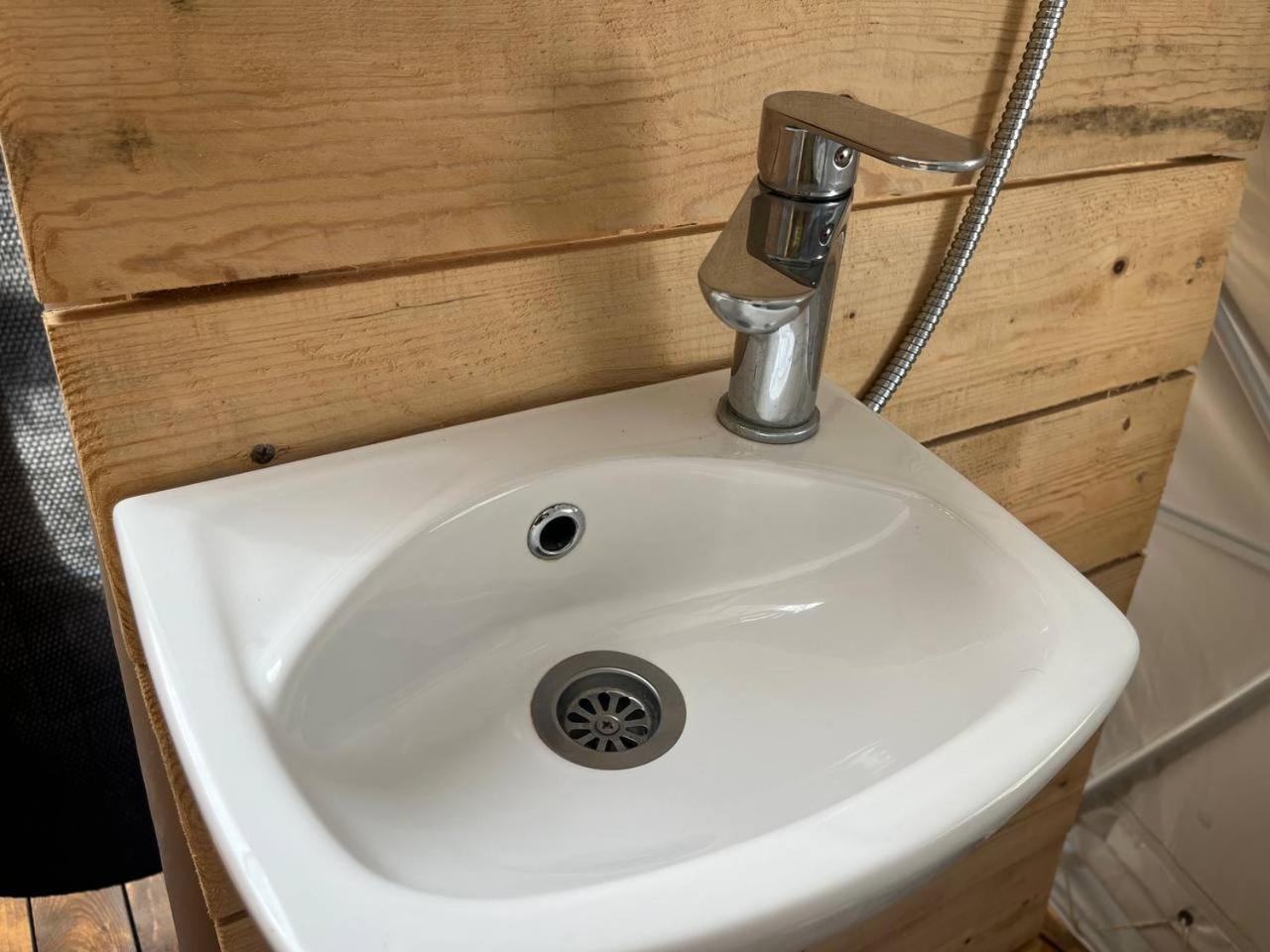 Hotel Glamping Rose Radovici Exteriér fotografie
